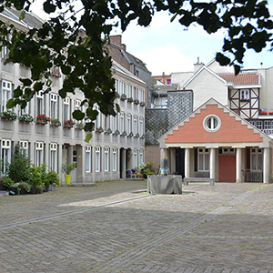 Cour Saint-Antoine