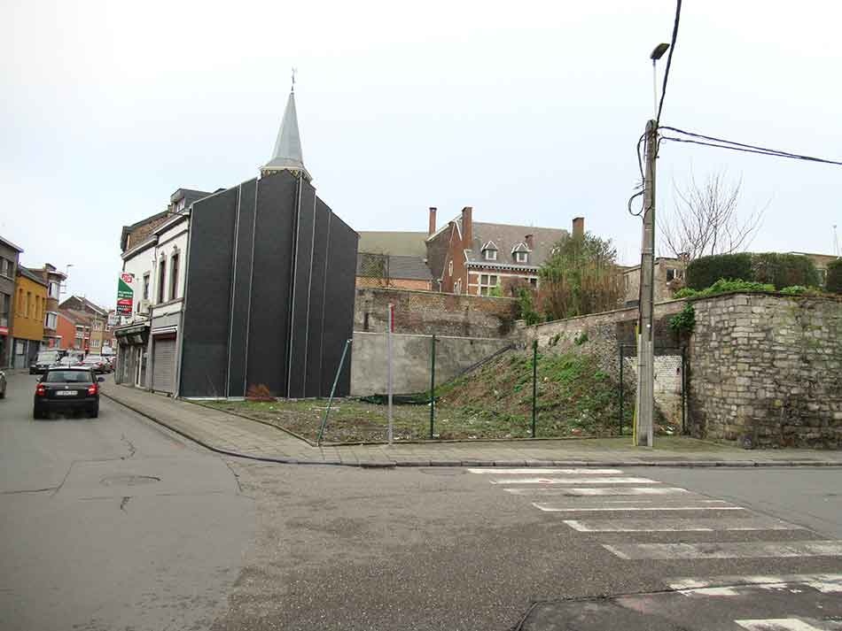 Terrain à vendre - angle des rues Vinâve et Jules Cralle ©Ville de Liège - Régie Foncière