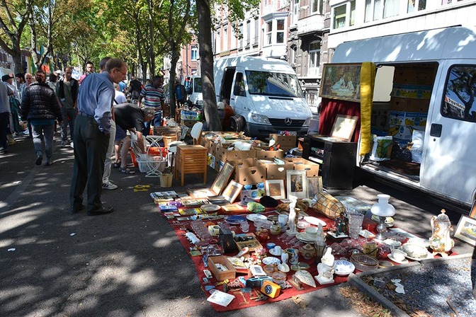 Brocante de Saint-Pholien - © Ville de Liège (Urbanisme) - J-P ERS