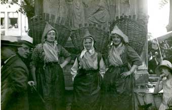 Photos d'archives: Botteresses - © Musée de la Vie wallonne