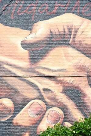 Solidarité par Pink Painter © Ville de Liège