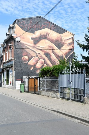Solidarité par Pink Painter © Ville de Liège