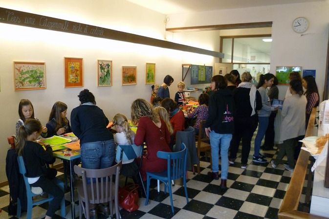 Bibliothèque de Sclessin: Livres croissant et chocolat - © Ville de Liège (Lecture publique)