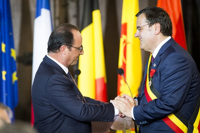 Le Président de la République française accompagné du Bourgmestre de la Ville de Liège
