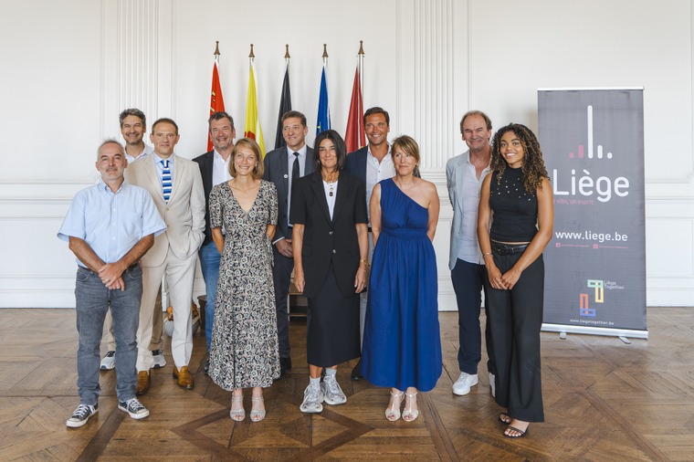 De gauche à droite sur la photo : Christophe COLLETTE, Frederic NGUYEN, Giuseppe SANTOLIQUIDO, Vincent TALOCHE, Coraline RADERMECKER, Serge HABRAKEN, Catherine LINDENBERG, Marco WHORMANN, Clarisse RAMAKERS, Bruno TALOCHE, Alyah LUKUNKU.