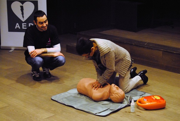 premiers soins - Photos : ©ASBL Liège, Ville Santé: Samuel Fernandez, Michaël Dubois